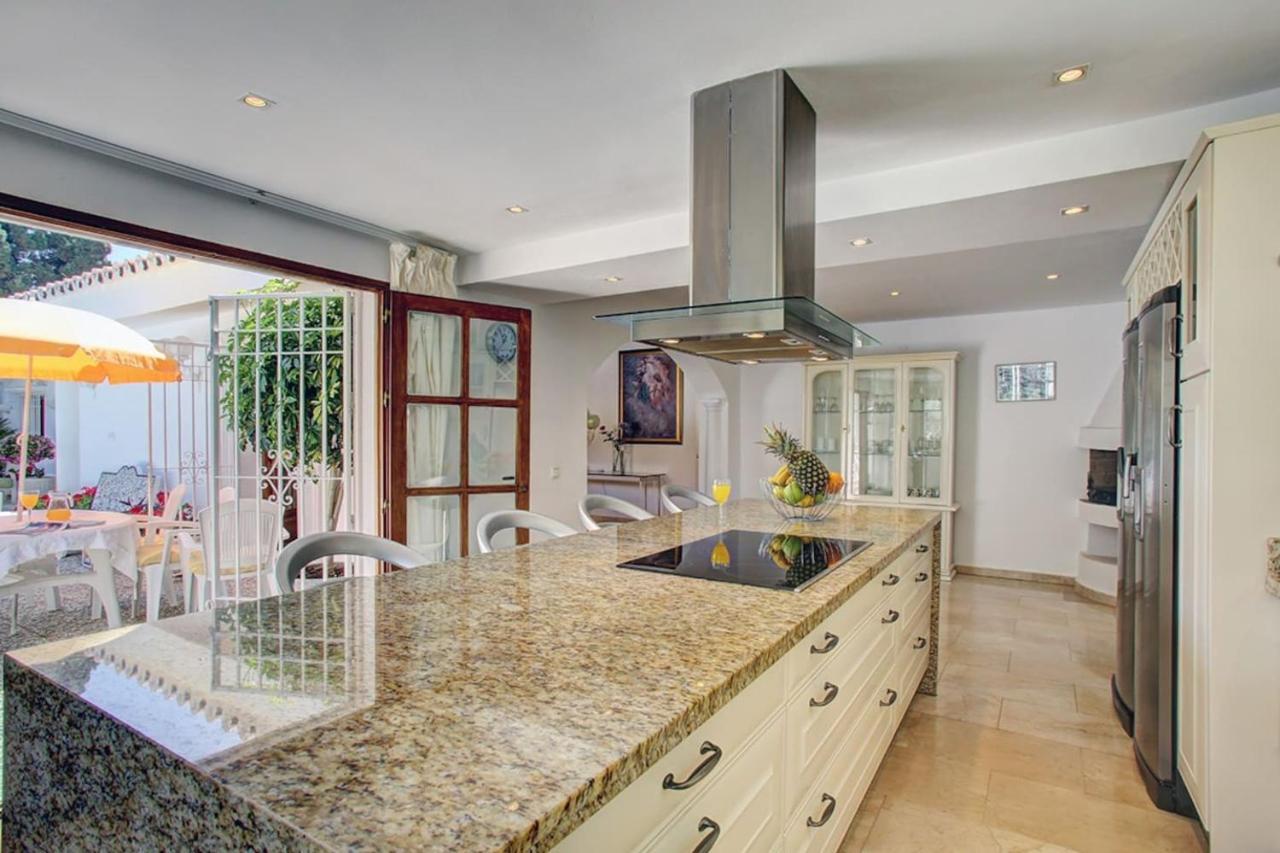 Exclusive villa Las Palmeras Puerto Banus, Marbella, Spain Exterior foto